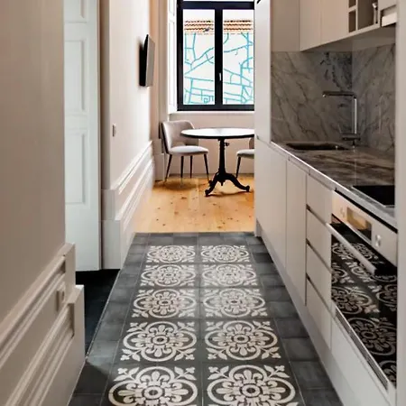 Apartment 18th Century Italia With Historic Charm & Modern Luxury In 2n *