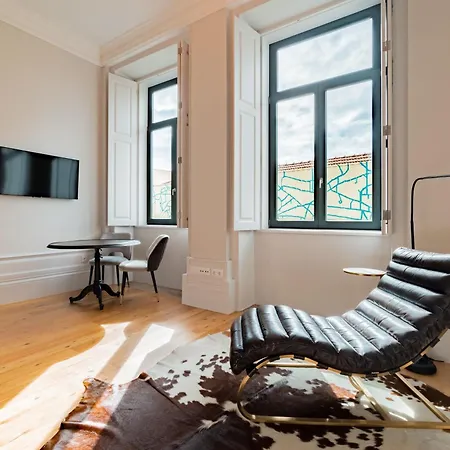 18th Century Italia With Historic Charm & Modern Luxury In 2n Porto