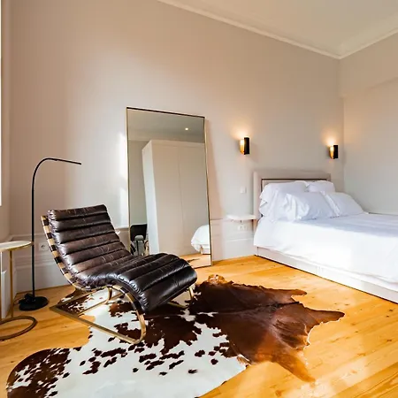 Apartment 18th Century Italia With Historic Charm & Modern Luxury In 2n *