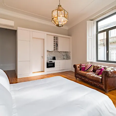 Apartment 18th Century Italia With Historic Charm & Modern Luxury In 2n *