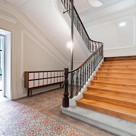 Apartman 18th Century Italia With Historic Charm & Modern Luxury In 2n Porto