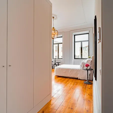 Apartman 18th Century Italia With Historic Charm & Modern Luxury In 2n