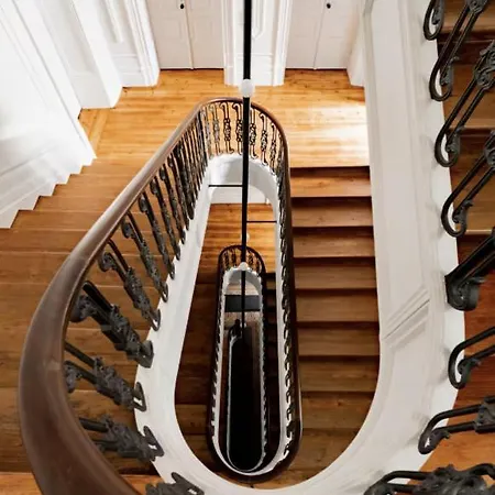 18th Century Italia With Historic Charm & Modern Luxury In 2n * Porto